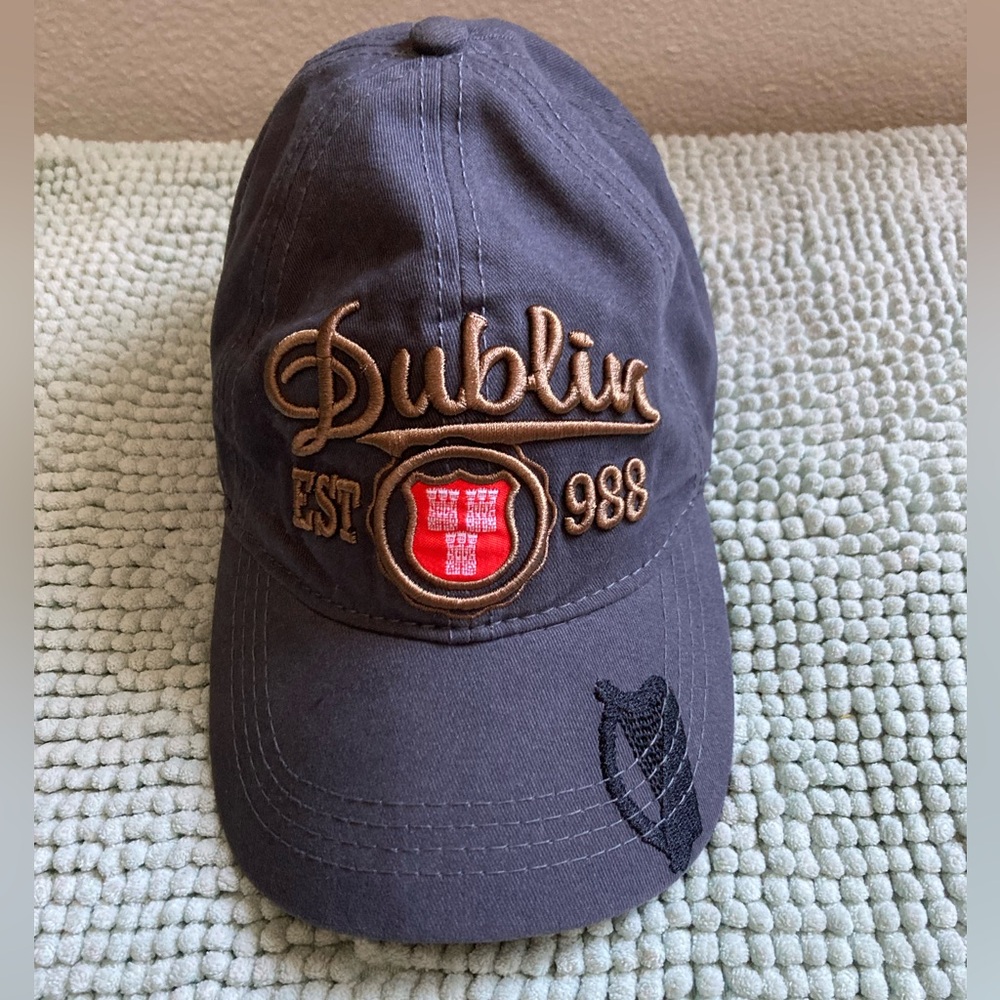 Fox Original Gray Cotton Dublin Embroidered Cap EUC
